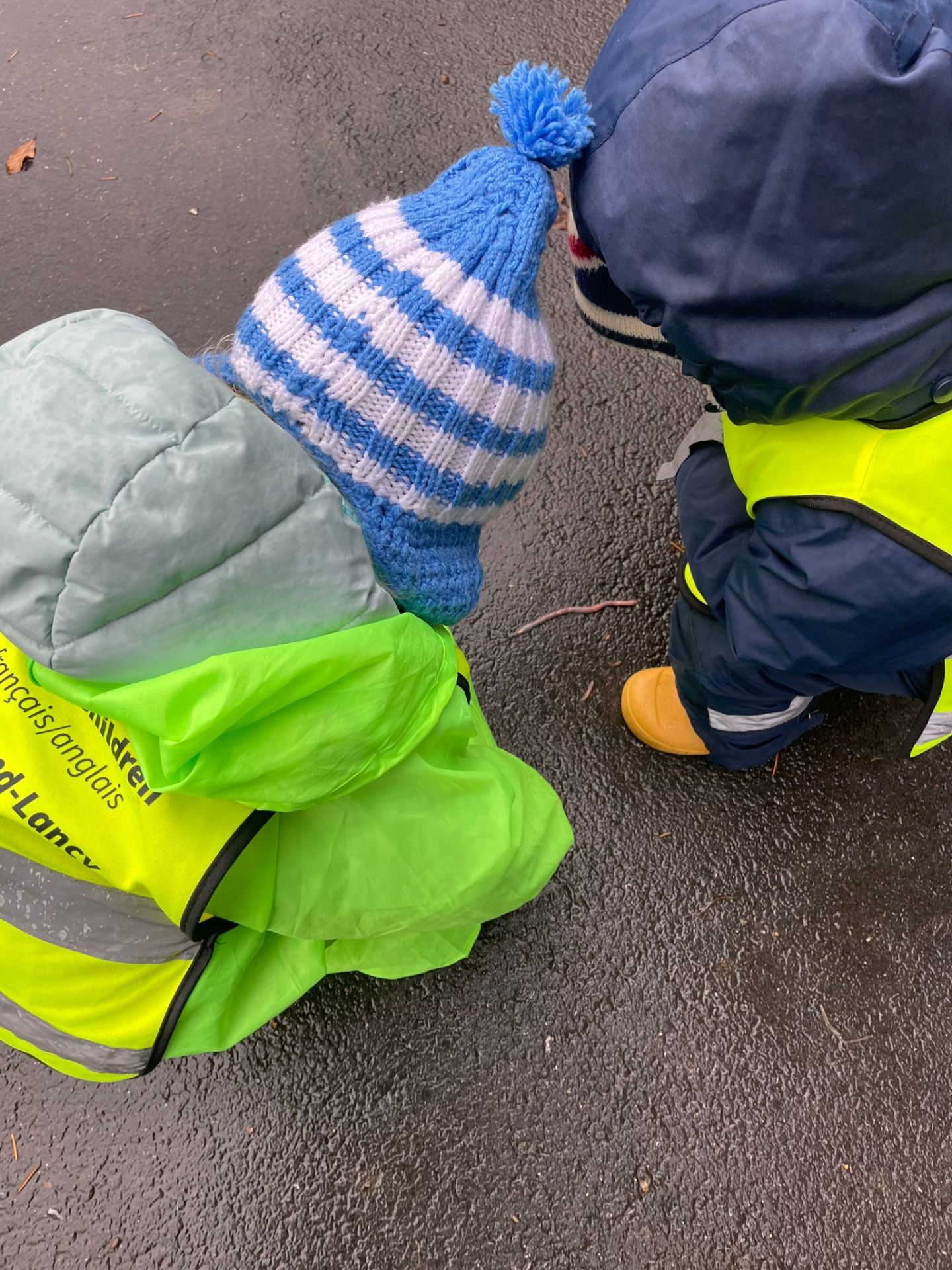 Sorties sécurisées encadrées – école Montessori bilingue à Genève